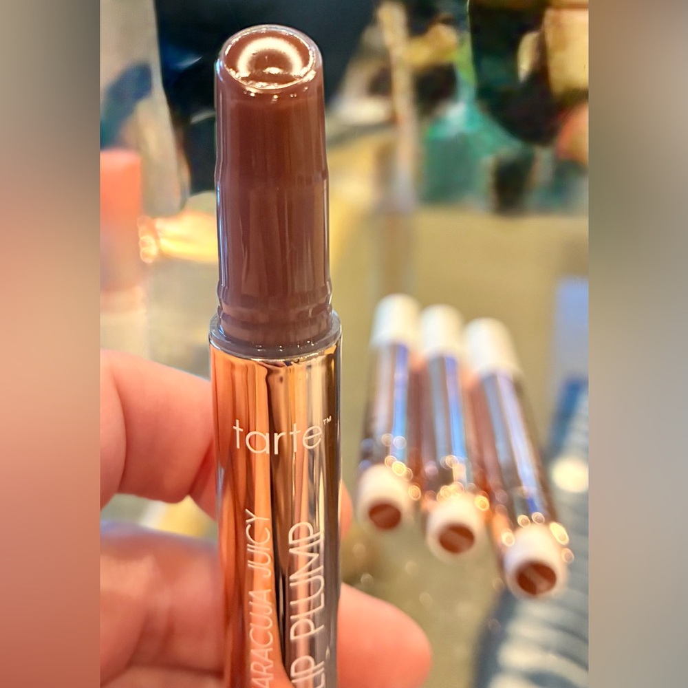 Tarte Honeysuckle Lipstick - new without box